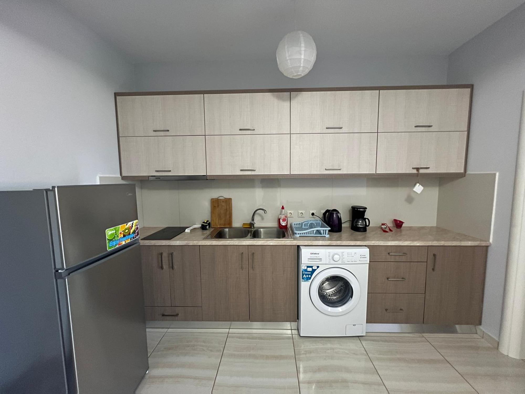 Apartments Eri ซารานเดอ ภายนอก รูปภาพ